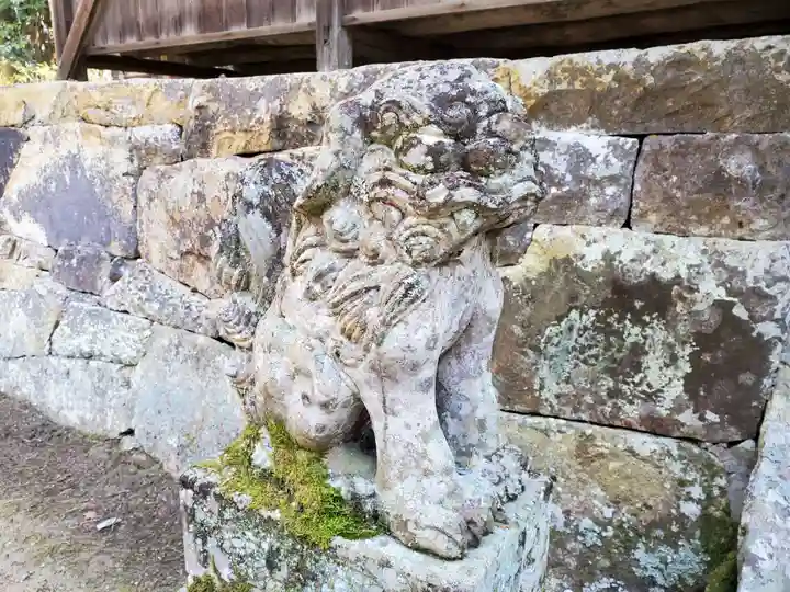 上鴨川住吉神社の狛犬