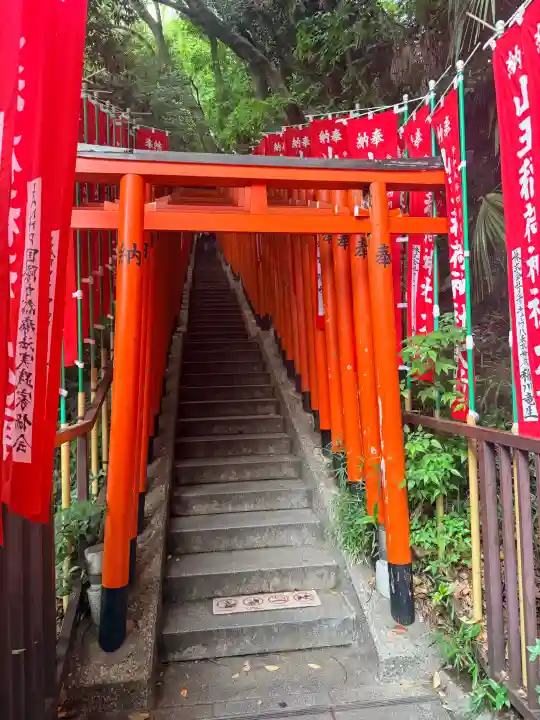 日枝神社の{uncategorized: "未分類", other: "その他", undefined: "問題あり", building: "その他建物", grave: "お墓", sacred_gate: "鳥居", guardian: "狛犬", statue: "像", buddha: "仏像", history: "歴史", nature: "自然", garden: "庭園", animal: "動物", pagoda: "塔", temizu: "手水舎", mountain_gate: "山門・神門", sanctuary: "本殿・本堂", subordinate: "末社・摂社", art: "芸術", scenery: "景色", jizo: "地蔵", ema: "絵馬", goshuin: "御朱印", omikuji: "おみくじ", items: "授与品その他", amulet: "お守り", goshuincho: "御朱印帳", eats: "食事", festival: "お祭り", votive_dance: "神楽", shichigosan: "七五三参", wedding: "結婚式", experience: "体験その他", initially: "初詣", around: "周辺", anti_infection: "感染症対策"}