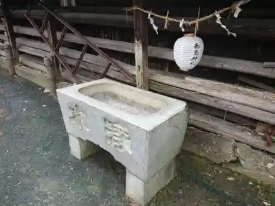 西島神社の手水舎