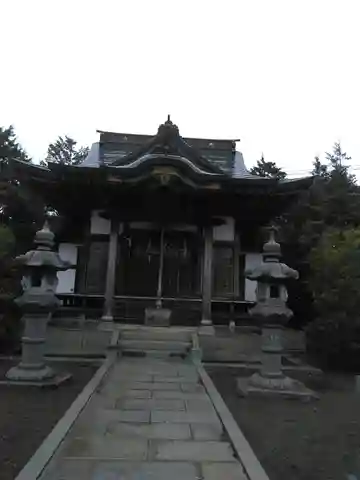 諏訪神社の本殿・本堂