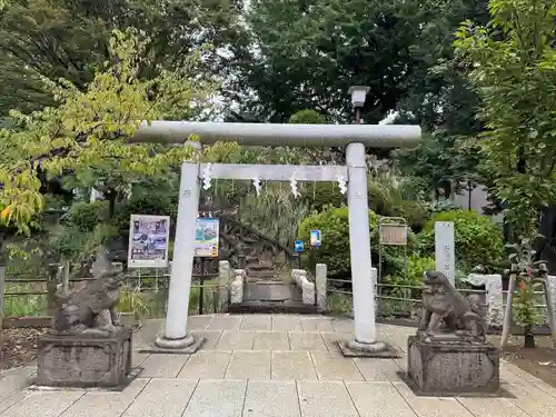 鳩森八幡神社(東京都)