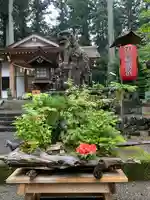 岩戸別神社の狛犬