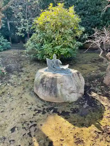 東北寺の{uncategorized: "未分類", other: "その他", undefined: "問題あり", building: "その他建物", grave: "お墓", sacred_gate: "鳥居", guardian: "狛犬", statue: "像", buddha: "仏像", history: "歴史", nature: "自然", garden: "庭園", animal: "動物", pagoda: "塔", temizu: "手水舎", mountain_gate: "山門・神門", sanctuary: "本殿・本堂", subordinate: "末社・摂社", art: "芸術", scenery: "景色", jizo: "地蔵", ema: "絵馬", goshuin: "御朱印", omikuji: "おみくじ", items: "授与品その他", amulet: "お守り", goshuincho: "御朱印帳", eats: "食事", festival: "お祭り", votive_dance: "神楽", shichigosan: "七五三参", wedding: "結婚式", experience: "体験その他", initially: "初詣", around: "周辺", anti_infection: "感染症対策"}