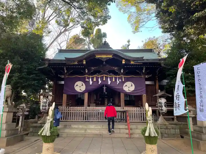 中目黒八幡神社の本殿・本堂