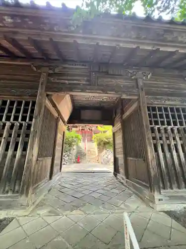 大悲山　観音寺の山門・神門