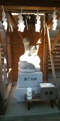 蛇窪神社の狛犬