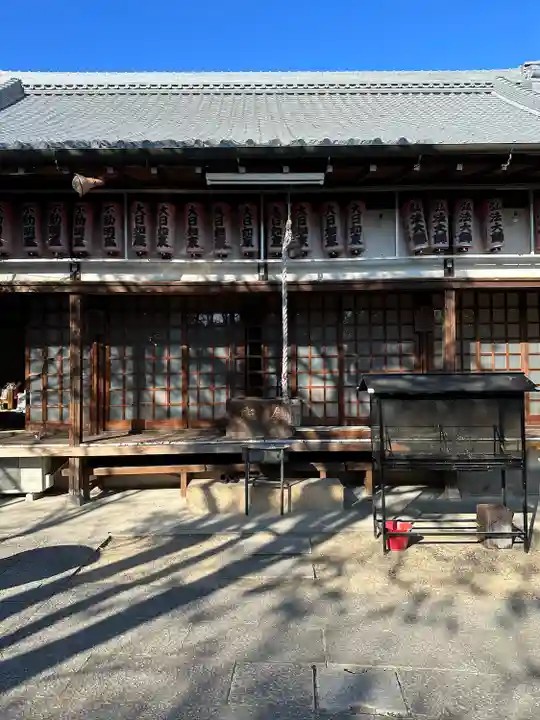 泉増院の本殿・本堂