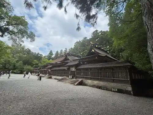 熊野本宮大社の{uncategorized: "未分類", other: "その他", undefined: "問題あり", building: "その他建物", grave: "お墓", sacred_gate: "鳥居", guardian: "狛犬", statue: "像", buddha: "仏像", history: "歴史", nature: "自然", garden: "庭園", animal: "動物", pagoda: "塔", temizu: "手水舎", mountain_gate: "山門・神門", sanctuary: "本殿・本堂", subordinate: "末社・摂社", art: "芸術", scenery: "景色", jizo: "地蔵", ema: "絵馬", goshuin: "御朱印", omikuji: "おみくじ", items: "授与品その他", amulet: "お守り", goshuincho: "御朱印帳", eats: "食事", festival: "お祭り", votive_dance: "神楽", shichigosan: "七五三参", wedding: "結婚式", experience: "体験その他", initially: "初詣", around: "周辺", anti_infection: "感染症対策"}