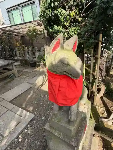 四谷於岩稲荷田宮神社の{uncategorized: "未分類", other: "その他", undefined: "問題あり", building: "その他建物", grave: "お墓", sacred_gate: "鳥居", guardian: "狛犬", statue: "像", buddha: "仏像", history: "歴史", nature: "自然", garden: "庭園", animal: "動物", pagoda: "塔", temizu: "手水舎", mountain_gate: "山門・神門", sanctuary: "本殿・本堂", subordinate: "末社・摂社", art: "芸術", scenery: "景色", jizo: "地蔵", ema: "絵馬", goshuin: "御朱印", omikuji: "おみくじ", items: "授与品その他", amulet: "お守り", goshuincho: "御朱印帳", eats: "食事", festival: "お祭り", votive_dance: "神楽", shichigosan: "七五三参", wedding: "結婚式", experience: "体験その他", initially: "初詣", around: "周辺", anti_infection: "感染症対策"}