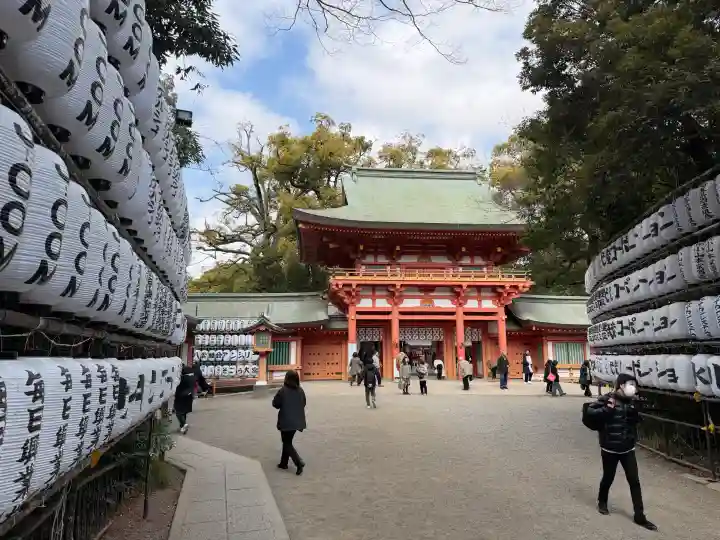 武蔵一宮氷川神社の{uncategorized: "未分類", other: "その他", undefined: "問題あり", building: "その他建物", grave: "お墓", sacred_gate: "鳥居", guardian: "狛犬", statue: "像", buddha: "仏像", history: "歴史", nature: "自然", garden: "庭園", animal: "動物", pagoda: "塔", temizu: "手水舎", mountain_gate: "山門・神門", sanctuary: "本殿・本堂", subordinate: "末社・摂社", art: "芸術", scenery: "景色", jizo: "地蔵", ema: "絵馬", goshuin: "御朱印", omikuji: "おみくじ", items: "授与品その他", amulet: "お守り", goshuincho: "御朱印帳", eats: "食事", festival: "お祭り", votive_dance: "神楽", shichigosan: "七五三参", wedding: "結婚式", experience: "体験その他", initially: "初詣", around: "周辺", anti_infection: "感染症対策"}