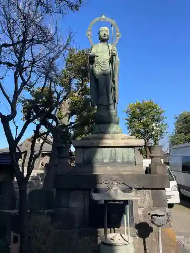 瑞泰寺の{uncategorized: "未分類", other: "その他", undefined: "問題あり", building: "その他建物", grave: "お墓", sacred_gate: "鳥居", guardian: "狛犬", statue: "像", buddha: "仏像", history: "歴史", nature: "自然", garden: "庭園", animal: "動物", pagoda: "塔", temizu: "手水舎", mountain_gate: "山門・神門", sanctuary: "本殿・本堂", subordinate: "末社・摂社", art: "芸術", scenery: "景色", jizo: "地蔵", ema: "絵馬", goshuin: "御朱印", omikuji: "おみくじ", items: "授与品その他", amulet: "お守り", goshuincho: "御朱印帳", eats: "食事", festival: "お祭り", votive_dance: "神楽", shichigosan: "七五三参", wedding: "結婚式", experience: "体験その他", initially: "初詣", around: "周辺", anti_infection: "感染症対策"}