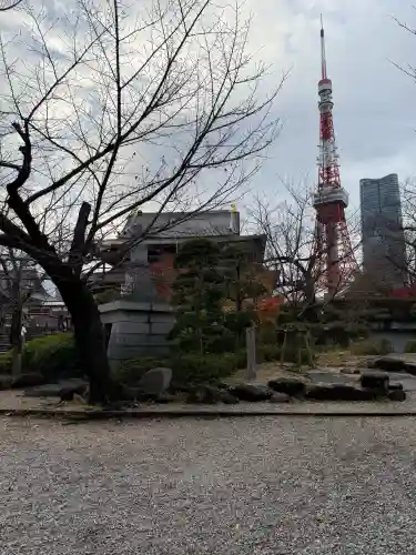 増上寺の{uncategorized: "未分類", other: "その他", undefined: "問題あり", building: "その他建物", grave: "お墓", sacred_gate: "鳥居", guardian: "狛犬", statue: "像", buddha: "仏像", history: "歴史", nature: "自然", garden: "庭園", animal: "動物", pagoda: "塔", temizu: "手水舎", mountain_gate: "山門・神門", sanctuary: "本殿・本堂", subordinate: "末社・摂社", art: "芸術", scenery: "景色", jizo: "地蔵", ema: "絵馬", goshuin: "御朱印", omikuji: "おみくじ", items: "授与品その他", amulet: "お守り", goshuincho: "御朱印帳", eats: "食事", festival: "お祭り", votive_dance: "神楽", shichigosan: "七五三参", wedding: "結婚式", experience: "体験その他", initially: "初詣", around: "周辺", anti_infection: "感染症対策"}