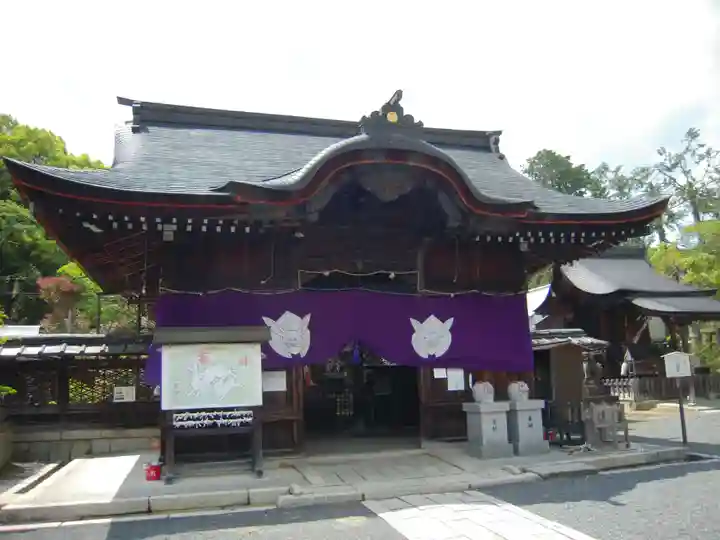 三尾神社の本殿・本堂