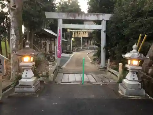 加良比乃神社の鳥居