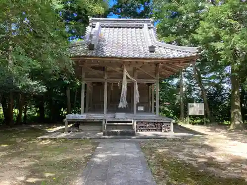 鬼室神社の本殿