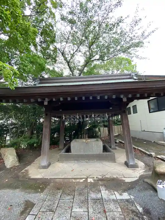 豊山八幡神社の手水舎