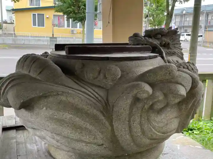 鳥取神社の手水舎