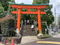 穴八幡宮の鳥居