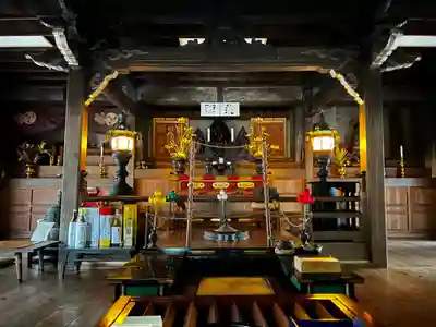 金武観音寺の本殿・本堂