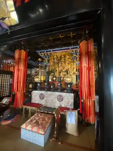 行基寺の本殿・本堂