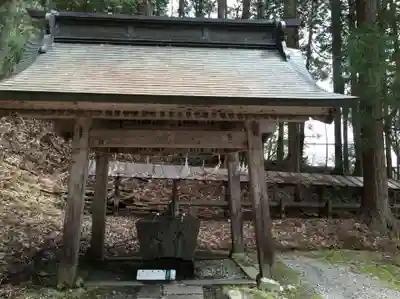戸隠神社宝光社の手水舎