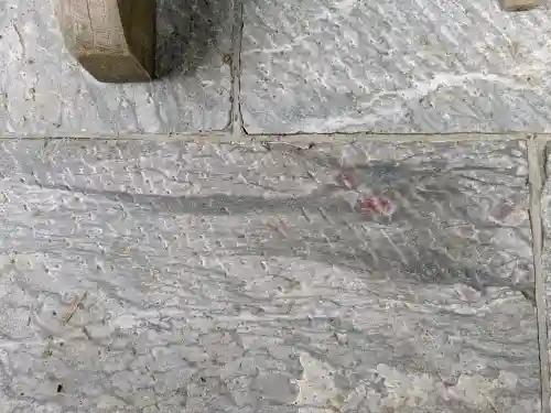 三峯神社の{uncategorized: "未分類", other: "その他", undefined: "問題あり", building: "その他建物", grave: "お墓", sacred_gate: "鳥居", guardian: "狛犬", statue: "像", buddha: "仏像", history: "歴史", nature: "自然", garden: "庭園", animal: "動物", pagoda: "塔", temizu: "手水舎", mountain_gate: "山門・神門", sanctuary: "本殿・本堂", subordinate: "末社・摂社", art: "芸術", scenery: "景色", jizo: "地蔵", ema: "絵馬", goshuin: "御朱印", omikuji: "おみくじ", items: "授与品その他", amulet: "お守り", goshuincho: "御朱印帳", eats: "食事", festival: "お祭り", votive_dance: "神楽", shichigosan: "七五三参", wedding: "結婚式", experience: "体験その他", initially: "初詣", around: "周辺", anti_infection: "感染症対策"}