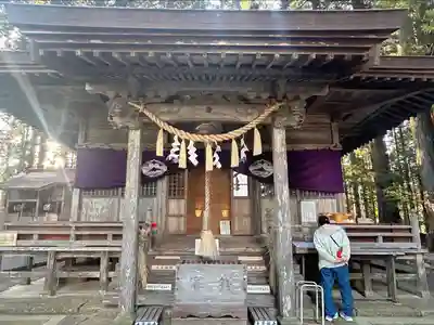 坪沼八幡神社の本殿・本堂