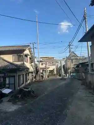 紀伊神社の{uncategorized: "未分類", other: "その他", undefined: "問題あり", building: "その他建物", grave: "お墓", sacred_gate: "鳥居", guardian: "狛犬", statue: "像", buddha: "仏像", history: "歴史", nature: "自然", garden: "庭園", animal: "動物", pagoda: "塔", temizu: "手水舎", mountain_gate: "山門・神門", sanctuary: "本殿・本堂", subordinate: "末社・摂社", art: "芸術", scenery: "景色", jizo: "地蔵", ema: "絵馬", goshuin: "御朱印", omikuji: "おみくじ", items: "授与品その他", amulet: "お守り", goshuincho: "御朱印帳", eats: "食事", festival: "お祭り", votive_dance: "神楽", shichigosan: "七五三参", wedding: "結婚式", experience: "体験その他", initially: "初詣", around: "周辺", anti_infection: "感染症対策"}