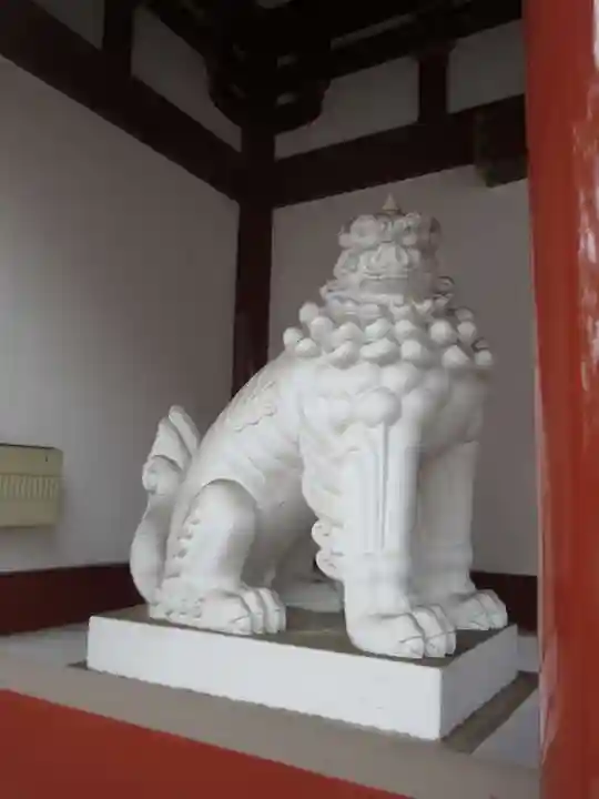 瀧泉寺(目黒不動尊)の狛犬