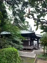 三寳寺の本殿