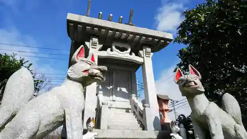 稲荷神社の狛犬