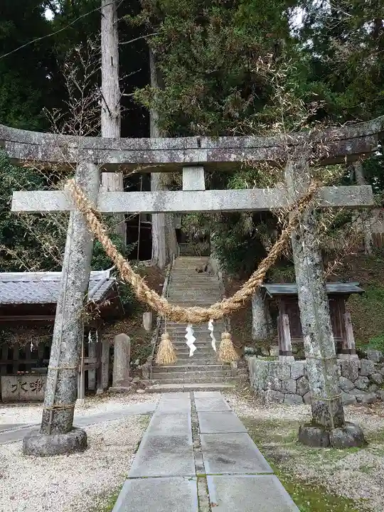恵那神社 本社(岐阜県)