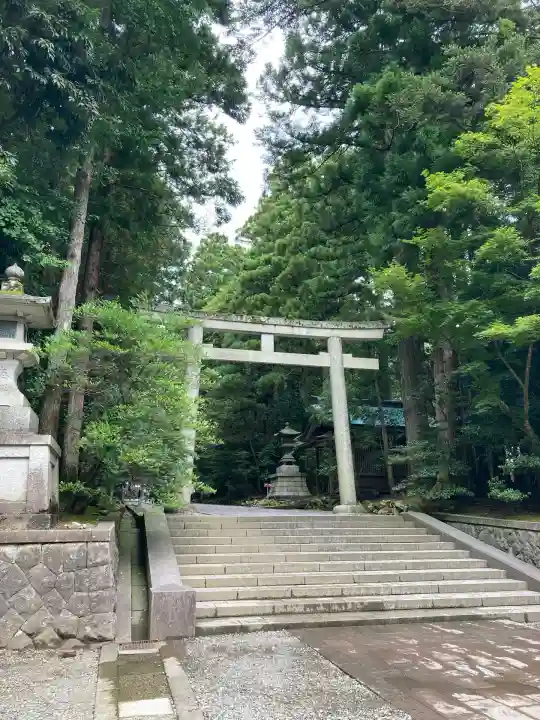 彌彦神社(新潟県)