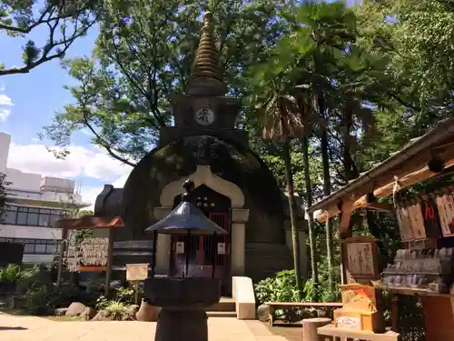 上野大佛の本殿・本堂