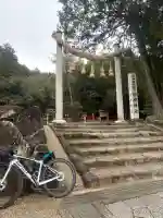 檜原神社(大神神社摂社)の{uncategorized: "未分類", other: "その他", undefined: "問題あり", building: "その他建物", grave: "お墓", sacred_gate: "鳥居", guardian: "狛犬", statue: "像", buddha: "仏像", history: "歴史", nature: "自然", garden: "庭園", animal: "動物", pagoda: "塔", temizu: "手水舎", mountain_gate: "山門・神門", sanctuary: "本殿・本堂", subordinate: "末社・摂社", art: "芸術", scenery: "景色", jizo: "地蔵", ema: "絵馬", goshuin: "御朱印", omikuji: "おみくじ", items: "授与品その他", amulet: "お守り", goshuincho: "御朱印帳", eats: "食事", festival: "お祭り", votive_dance: "神楽", shichigosan: "七五三参", wedding: "結婚式", experience: "体験その他", initially: "初詣", around: "周辺", anti_infection: "感染症対策"}