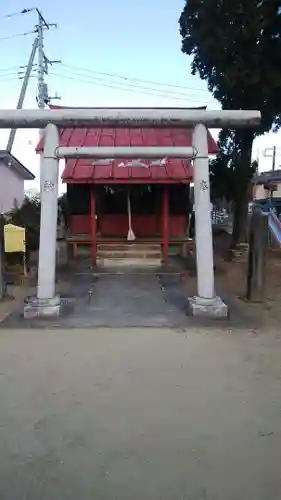 南郷稲荷神社の鳥居