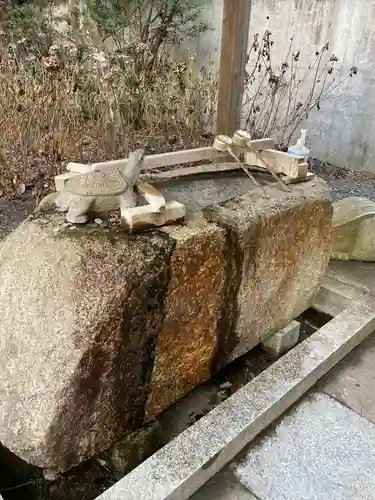 亀岡八幡宮の手水舎