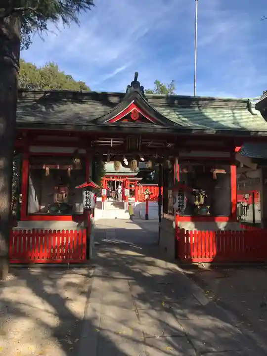 馬橋稲荷神社の山門・神門