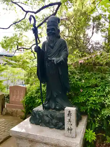 真田山 三光神社の像