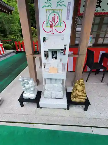 安住神社の末社