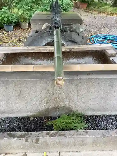 御裳神社の手水舎