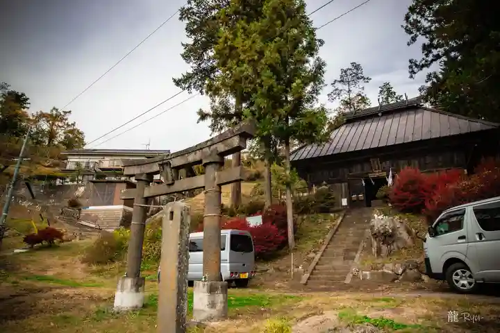 菱野健功神社(長野県)