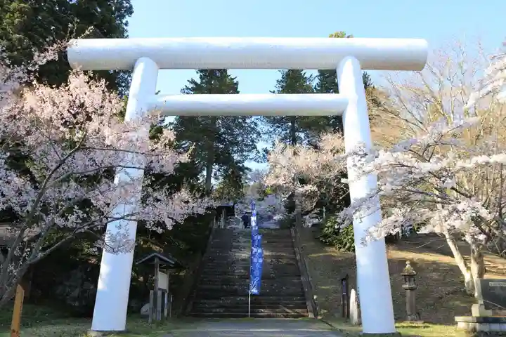 土津神社|こどもと出世の神さまの鳥居