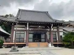 長福寺の本殿