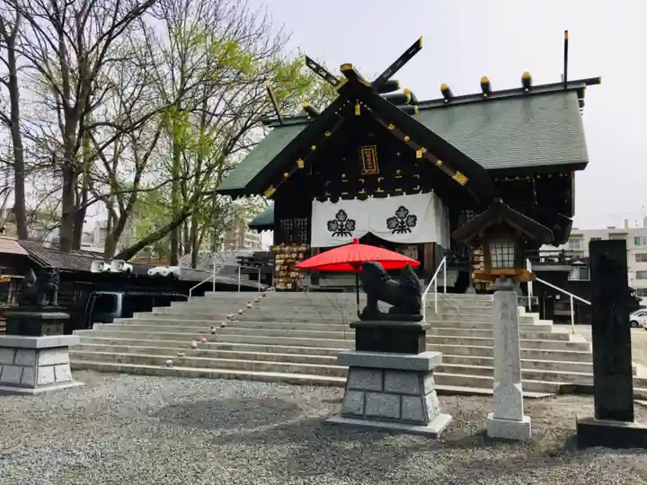 札幌諏訪神社の本殿・本堂