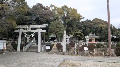 上地八幡宮の{uncategorized: "未分類", other: "その他", undefined: "問題あり", building: "その他建物", grave: "お墓", sacred_gate: "鳥居", guardian: "狛犬", statue: "像", buddha: "仏像", history: "歴史", nature: "自然", garden: "庭園", animal: "動物", pagoda: "塔", temizu: "手水舎", mountain_gate: "山門・神門", sanctuary: "本殿・本堂", subordinate: "末社・摂社", art: "芸術", scenery: "景色", jizo: "地蔵", ema: "絵馬", goshuin: "御朱印", omikuji: "おみくじ", items: "授与品その他", amulet: "お守り", goshuincho: "御朱印帳", eats: "食事", festival: "お祭り", votive_dance: "神楽", shichigosan: "七五三参", wedding: "結婚式", experience: "体験その他", initially: "初詣", around: "周辺", anti_infection: "感染症対策"}