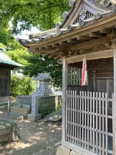 君貢神社の末社・摂社