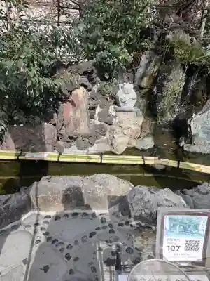 川越熊野神社の{uncategorized: "未分類", other: "その他", undefined: "問題あり", building: "その他建物", grave: "お墓", sacred_gate: "鳥居", guardian: "狛犬", statue: "像", buddha: "仏像", history: "歴史", nature: "自然", garden: "庭園", animal: "動物", pagoda: "塔", temizu: "手水舎", mountain_gate: "山門・神門", sanctuary: "本殿・本堂", subordinate: "末社・摂社", art: "芸術", scenery: "景色", jizo: "地蔵", ema: "絵馬", goshuin: "御朱印", omikuji: "おみくじ", items: "授与品その他", amulet: "お守り", goshuincho: "御朱印帳", eats: "食事", festival: "お祭り", votive_dance: "神楽", shichigosan: "七五三参", wedding: "結婚式", experience: "体験その他", initially: "初詣", around: "周辺", anti_infection: "感染症対策"}