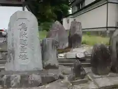 龍昌寺の建物その他