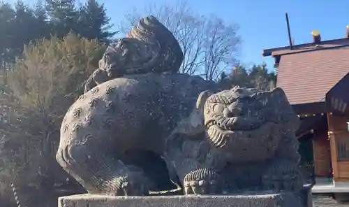 留辺蘂神社の狛犬